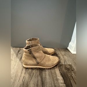 Women’s Sorel Ankle Boots size 7.5